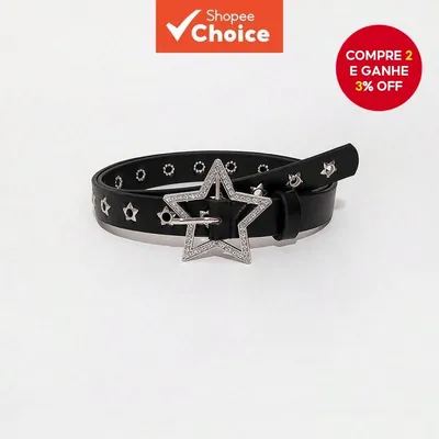 Cinto preto enrolado com fivela prateada em forma de estrela com brilhos e ilhoses redondos e em estrela na tira