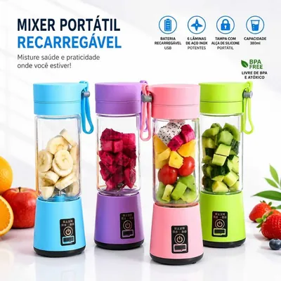 Quatro mini liquidificadores portáteis azul, lilás, rosa e verde com copos cheios de frutas picadas