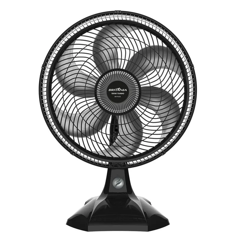 Ventilador preto Britânia com grade redonda, seis pás cinza translúcidas e base larga, em fundo branco